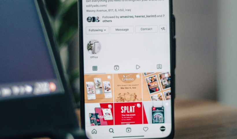 هل تضعف الإعلانات عبر وسائل التواصل الاجتماعي أمام التنوع؟ تعرّف على أفضل منصة لنشر الإعلانات التلقائية!