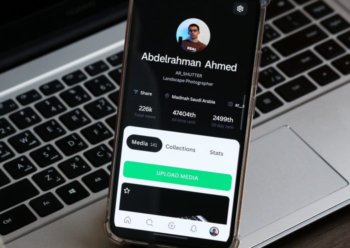 هوستنجر: المنصة الشاملة التي تتميز بتصميم وكتابة وتوليد الصور بالذكاء الاصطناعي